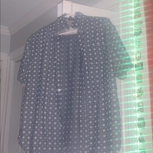 Casual button down short sleeve shirt